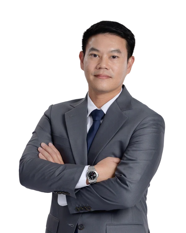 Mr. Panuvat Chayaraks